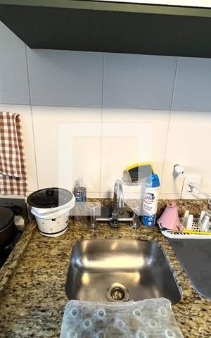 Apartamento à venda com 108m², 3 quartos e 3 vagas Apartamento à venda com 108m², 3 quartos e 3 vagasCozinha