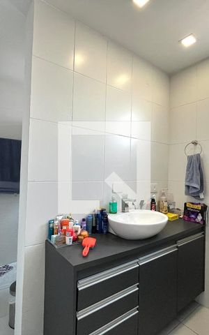 Apartamento à venda com 108m², 3 quartos e 3 vagas Apartamento à venda com 108m², 3 quartos e 3 vagasBanheiro da Suíte