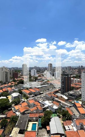Apartamento à venda com 108m², 3 quartos e 3 vagas Apartamento à venda com 108m², 3 quartos e 3 vagasVista da Varanda
