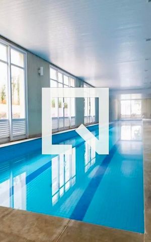 Apartamento à venda com 108m², 3 quartos e 3 vagas Apartamento à venda com 108m², 3 quartos e 3 vagasÁrea comum - Piscina Coberta
