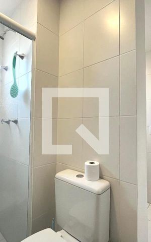 Apartamento à venda com 108m², 3 quartos e 3 vagas Apartamento à venda com 108m², 3 quartos e 3 vagasBanheiro da Suíte
