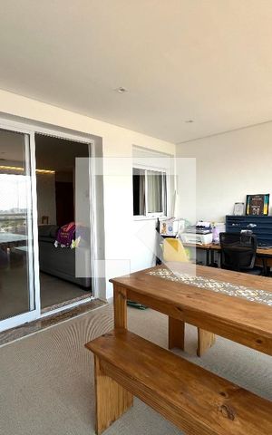 Apartamento à venda com 108m², 3 quartos e 3 vagas Apartamento à venda com 108m², 3 quartos e 3 vagasVaranda