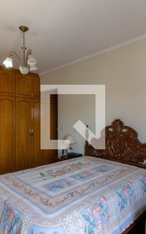 Apartamento à venda com 221m², 4 quartos e 3 vagas Apartamento à venda com 221m², 4 quartos e 3 vagasSuíte 1