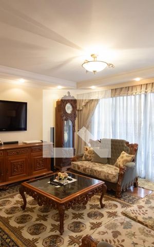 Apartamento à venda com 221m², 4 quartos e 3 vagas Apartamento à venda com 221m², 4 quartos e 3 vagasSala