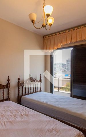 Apartamento à venda com 221m², 4 quartos e 3 vagas Apartamento à venda com 221m², 4 quartos e 3 vagasSuíte 2