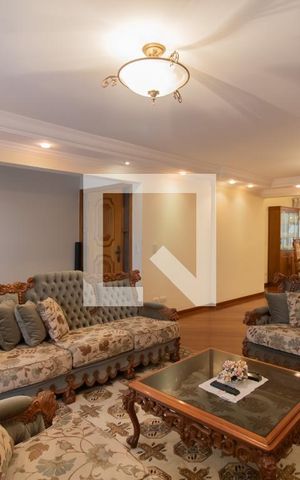 Apartamento à venda com 221m², 4 quartos e 3 vagas Apartamento à venda com 221m², 4 quartos e 3 vagasSala