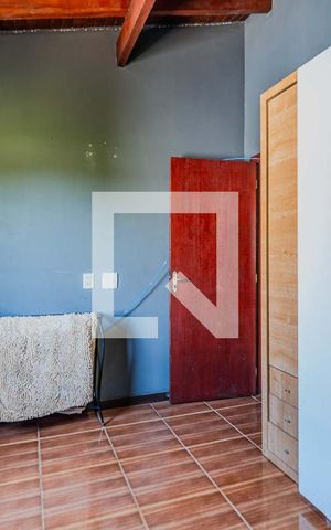 Casa à venda com 880m², 3 quartos e 8 vagas Casa à venda com 880m², 3 quartos e 8 vagasQuarto 1
