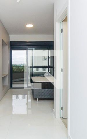 Studio para alugar com 34m², 0 quarto e sem vaga Studio para alugar com 34m², 0 quarto e sem vagaStudio