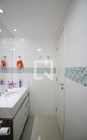 Apartamento à venda com 96m², 3 quartos e 2 vagasQuarto 1 - Suíte Banheiro