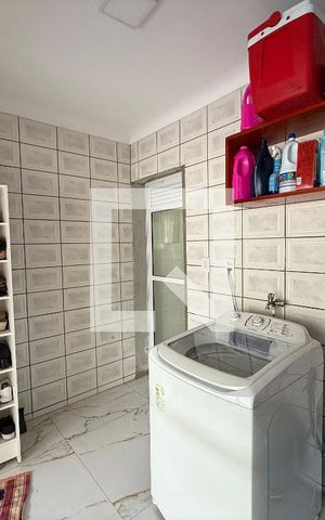 Casa para alugar com 300m², 3 quartos e 3 vagasÁrea de Serviço