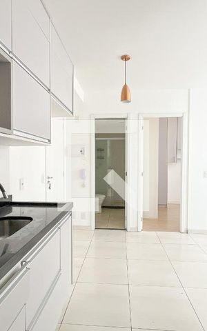 Apartamento à venda com 34m², 2 quartos e sem vaga Apartamento à venda com 34m², 2 quartos e sem vagaCozinha e Área de Serviço