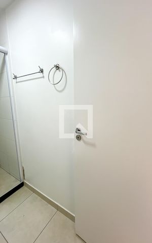 Apartamento à venda com 34m², 2 quartos e sem vaga Apartamento à venda com 34m², 2 quartos e sem vagaBanheiro