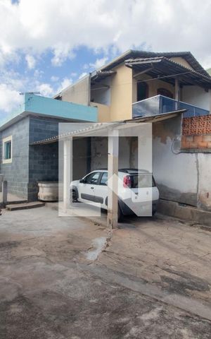 Casa à venda com 140m², 3 quartos e 2 vagas Casa à venda com 140m², 3 quartos e 2 vagasGaragem