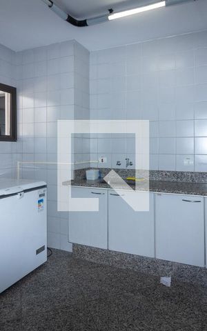 Apartamento à venda com 466m², 5 quartos e 6 vagas Apartamento à venda com 466m², 5 quartos e 6 vagasÁrea comum - Salão de festas