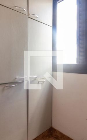 Apartamento à venda com 466m², 5 quartos e 6 vagas Apartamento à venda com 466m², 5 quartos e 6 vagasQuarto de Serviço