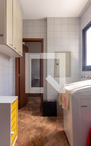 Apartamento à venda com 466m², 5 quartos e 6 vagas Apartamento à venda com 466m², 5 quartos e 6 vagasÁrea de Serviço