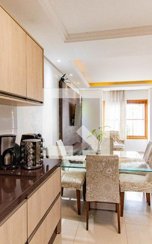 Casa à venda com 113m², 3 quartos e 2 vagas Casa à venda com 113m², 3 quartos e 2 vagascozinha