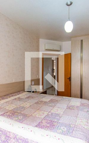 Casa à venda com 113m², 3 quartos e 2 vagas Casa à venda com 113m², 3 quartos e 2 vagasQuarto