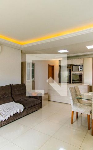 Casa à venda com 113m², 3 quartos e 2 vagas Casa à venda com 113m², 3 quartos e 2 vagasSala