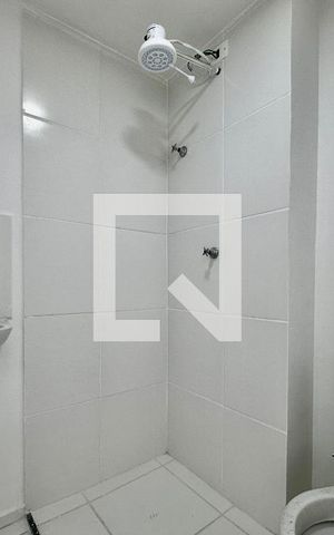 Studio para alugar com 20m², 1 quarto e sem vaga Studio para alugar com 20m², 1 quarto e sem vagaBanheiro