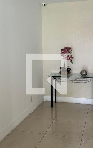 Apartamento à venda com 190m², 3 quartos e 2 vagas Apartamento à venda com 190m², 3 quartos e 2 vagasHall de entrada