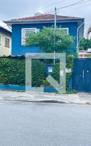 Casa para alugar com 250m², 3 quartos e sem vaga Casa para alugar com 250m², 3 quartos e sem vagaFachada