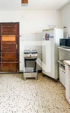 Casa para alugar com 250m², 3 quartos e sem vaga Casa para alugar com 250m², 3 quartos e sem vagaCozinha