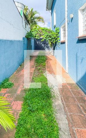 Casa para alugar com 250m², 3 quartos e sem vaga Casa para alugar com 250m², 3 quartos e sem vagaGaragem