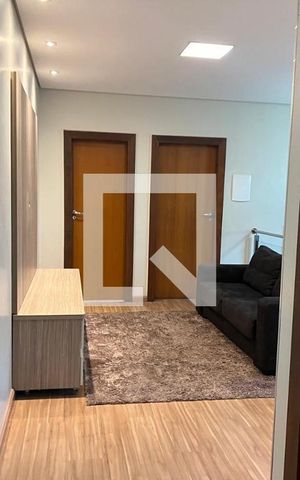 Casa à venda com 289m², 3 quartos e 2 vagas Casa à venda com 289m², 3 quartos e 2 vagasSala