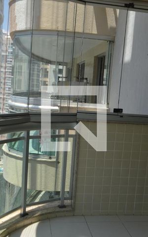 Apartamento para alugar com 78m², 3 quartos e 1 vagaVaranda