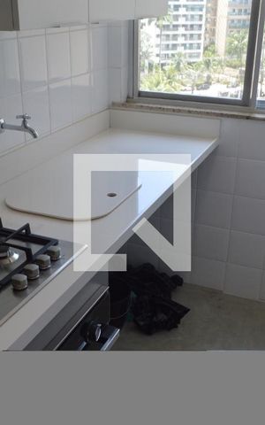 Apartamento para alugar com 78m², 3 quartos e 1 vagaÁrea de Serviço