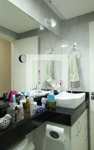 Apartamento para alugar com 50m², 2 quartos e 1 vagaBanheiro
