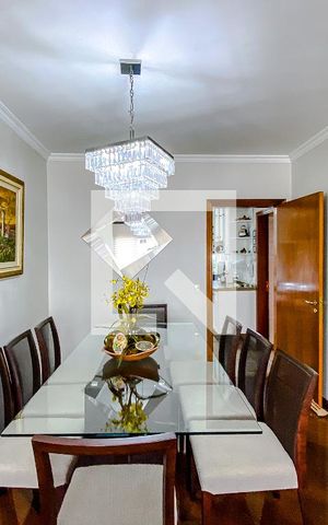 Apartamento à venda com 129m², 4 quartos e 4 vagasSala