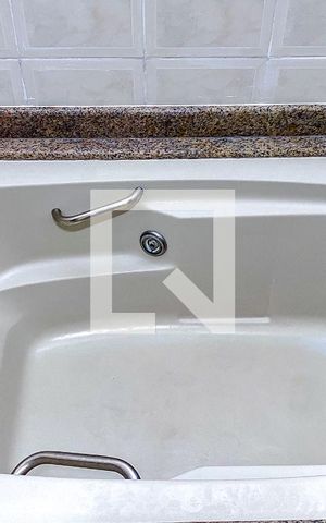 Apartamento à venda com 129m², 4 quartos e 4 vagasBanheiro da Suíte
