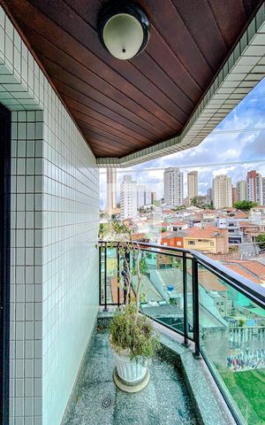 Apartamento à venda com 129m², 4 quartos e 4 vagasVaranda da Suíte