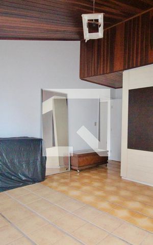 Casa para alugar com 200m², 4 quartos e 2 vagasSuíte 2