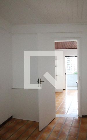 Casa para alugar com 200m², 4 quartos e 2 vagasSuíte 3