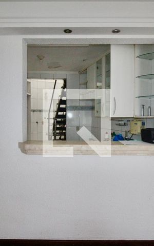 Casa para alugar com 200m², 4 quartos e 2 vagasSala