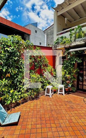 Casa à venda com 114m², 2 quartos e 1 vaga Casa à venda com 114m², 2 quartos e 1 vagaQuintal