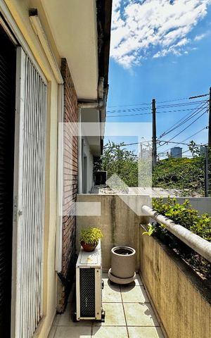 Casa à venda com 114m², 2 quartos e 1 vaga Casa à venda com 114m², 2 quartos e 1 vagaSacada Quarto 2
