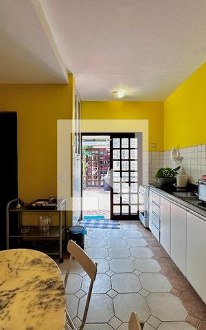 Casa à venda com 114m², 2 quartos e 1 vaga Casa à venda com 114m², 2 quartos e 1 vagaCozinha