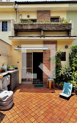 Casa à venda com 114m², 2 quartos e 1 vaga Casa à venda com 114m², 2 quartos e 1 vagaQuintal