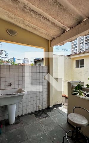 Casa à venda com 114m², 2 quartos e 1 vaga Casa à venda com 114m², 2 quartos e 1 vagaÁrea de Serviço