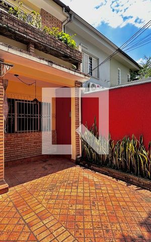 Casa à venda com 114m², 2 quartos e 1 vaga Casa à venda com 114m², 2 quartos e 1 vagaGaragem