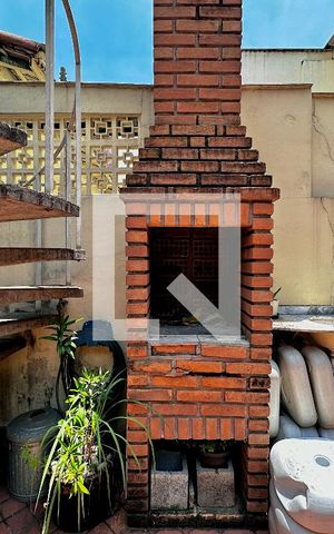 Casa à venda com 114m², 2 quartos e 1 vaga Casa à venda com 114m², 2 quartos e 1 vagaChurrasqueira