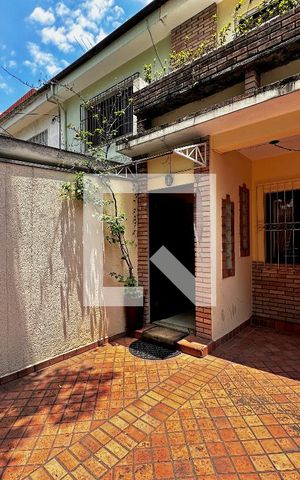Casa à venda com 114m², 2 quartos e 1 vaga Casa à venda com 114m², 2 quartos e 1 vagaGaragem