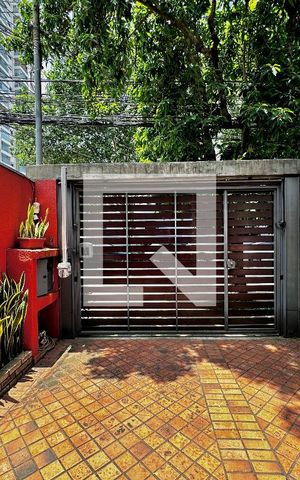 Casa à venda com 114m², 2 quartos e 1 vaga Casa à venda com 114m², 2 quartos e 1 vagaGaragem