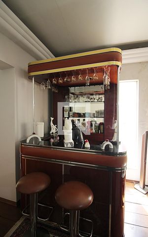 Casa à venda com 260m², 2 quartos e 2 vagasSala Bar