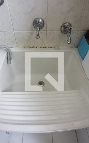 Casa à venda com 260m², 2 quartos e 2 vagasÁrea de Serviço