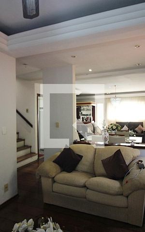 Casa à venda com 260m², 2 quartos e 2 vagasSala 2